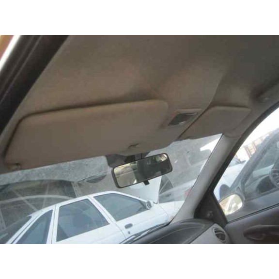 fiat punto berlina (188) del año 2000