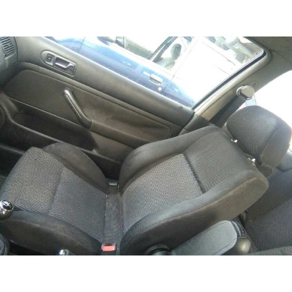 volkswagen golf iv berlina (1j1) del año 1999