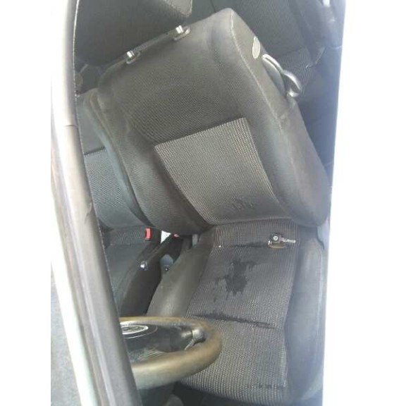 volkswagen golf iv berlina (1j1) del año 1999