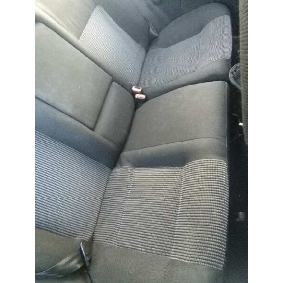 volkswagen golf iv berlina (1j1) del año 1999