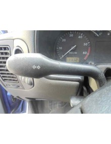 volkswagen polo berlina (6n1) del año 1999 2