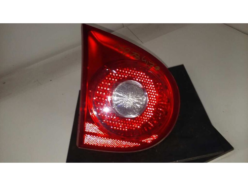 Recambio de piloto trasero izquierdo interior para volkswagen golf v berlina (1k1) referencia OEM IAM   INTERIOR