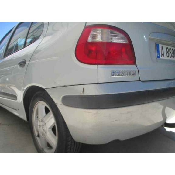 renault megane i fase 2 berlina (ba0) del año 2000