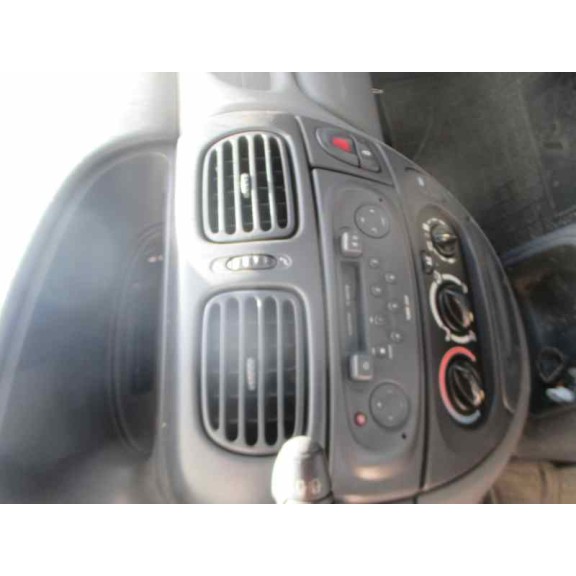 renault megane i fase 2 berlina (ba0) del año 2000