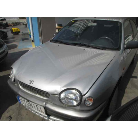 toyota corolla (e11) del año 1999