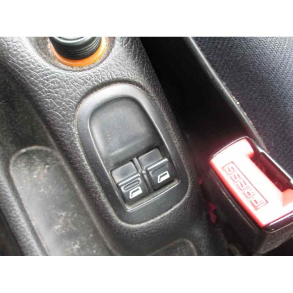 peugeot 206 berlina del año 1999