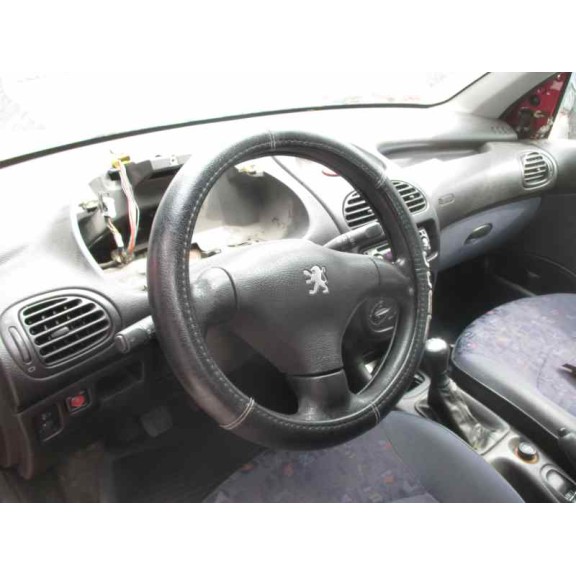 peugeot 206 berlina del año 1999