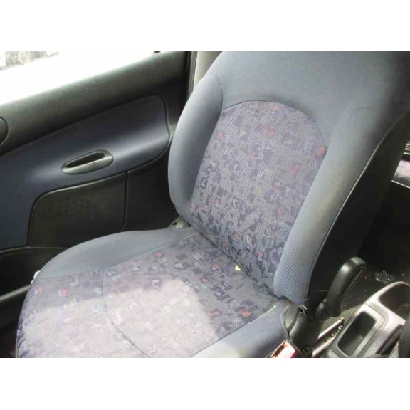 peugeot 206 berlina del año 1999