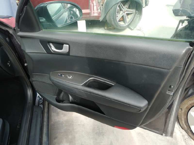 Recambio de guarnecido puerta delantera derecha para kia optima business referencia OEM IAM   