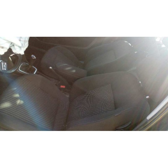 volkswagen polo (6r1) del año 2010