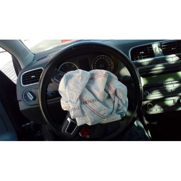 volkswagen polo (6r1) del año 2010