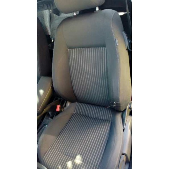 volkswagen polo (6r1) del año 2010