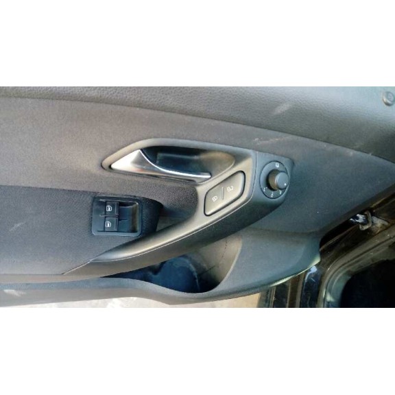 volkswagen polo (6r1) del año 2010