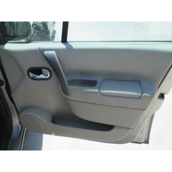 renault scenic ii del año 2006