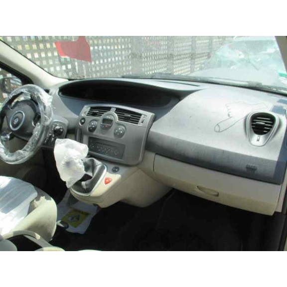 renault scenic ii del año 2006