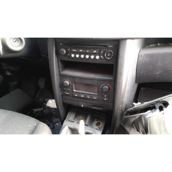 peugeot 207 del año 2007