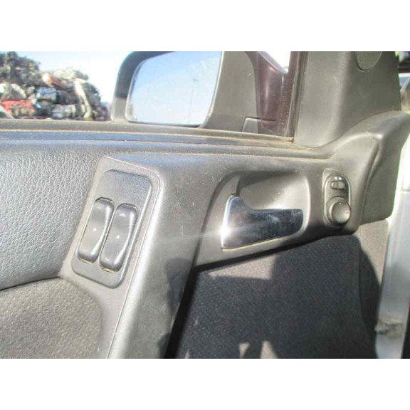 opel astra g berlina del año 1999