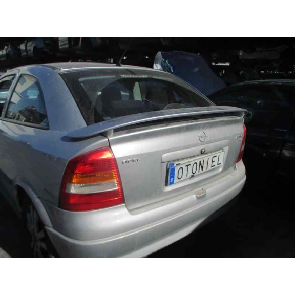 opel astra g berlina del año 1999