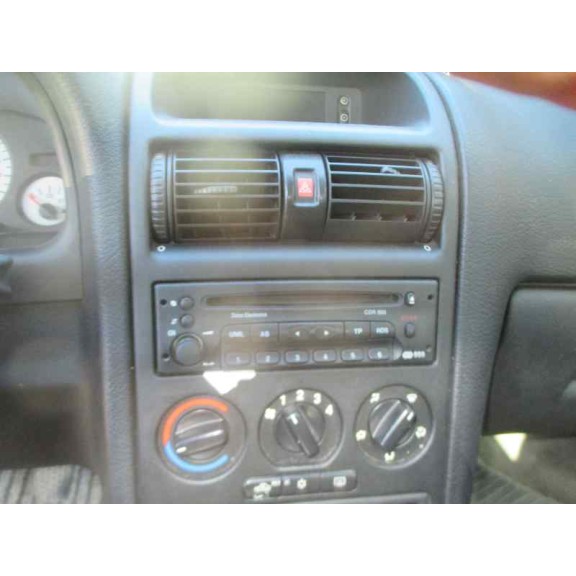 opel astra g berlina del año 1999