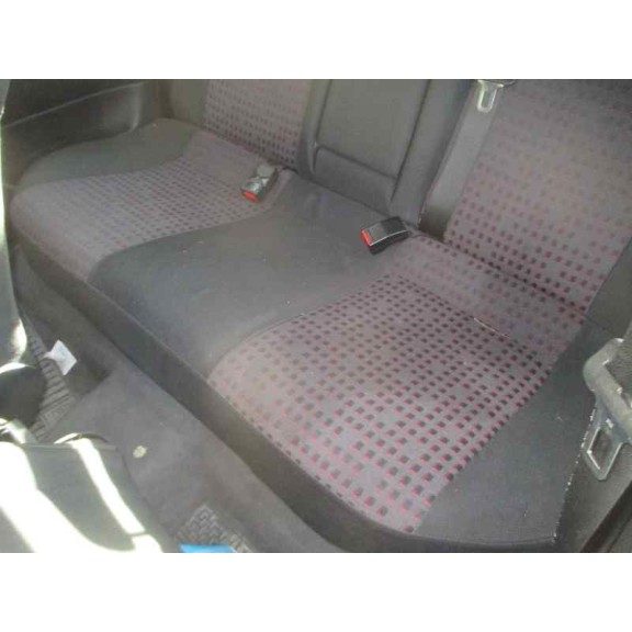 opel astra g berlina del año 1999