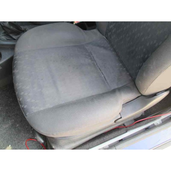 ford focus berlina (cak) del año 1999