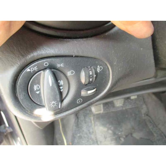 ford focus berlina (cak) del año 1999