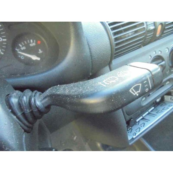 opel corsa b del año 1996