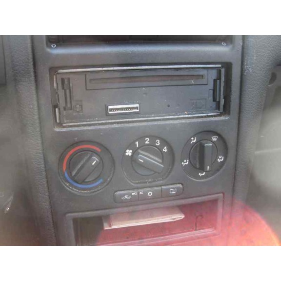 opel astra g berlina del año 1999