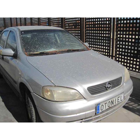 opel astra g berlina del año 1999