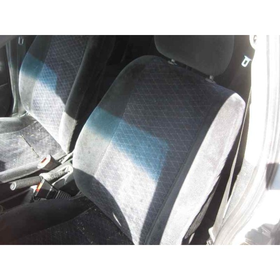 opel astra g berlina del año 1999