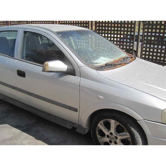 opel astra g berlina del año 1999
