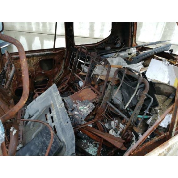 toyota land cruiser (j10) del año 2004