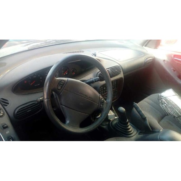 chrysler stratus berlina (ja) del año 1999