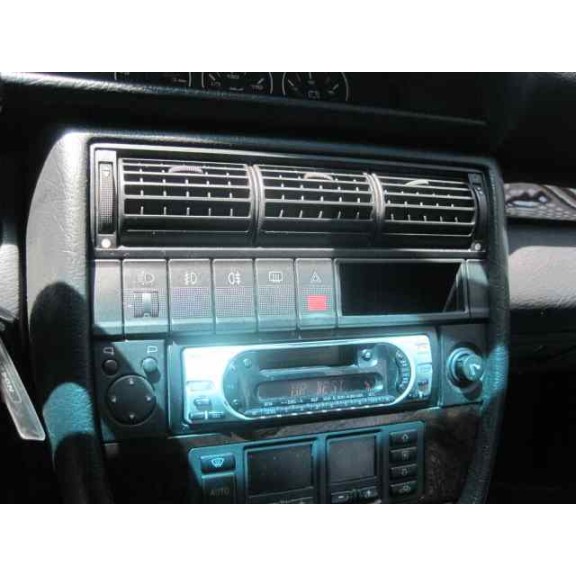 audi a6 berlina (c4) del año 1997