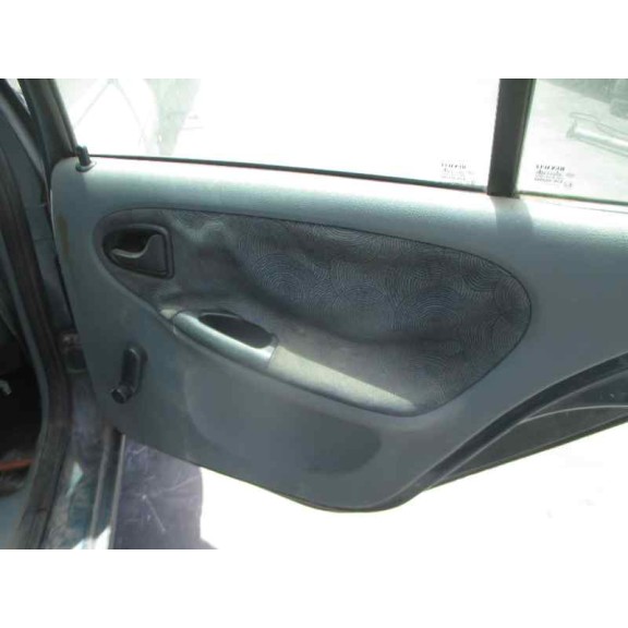 renault megane i berlina hatchback (ba0) del año 1997