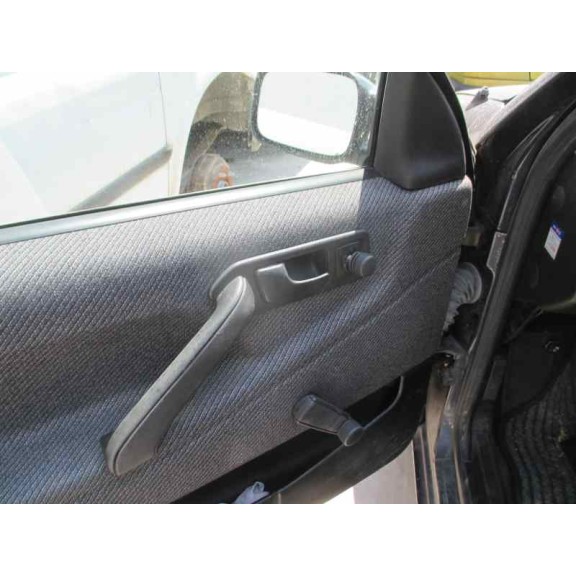 volkswagen passat berlina (312) del año 1989