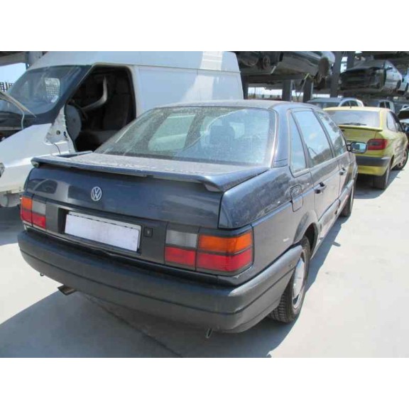 volkswagen passat berlina (312) del año 1989