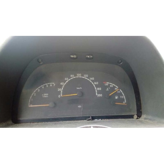 mercedes-benz vito (w638) caja cerrada del año 1999