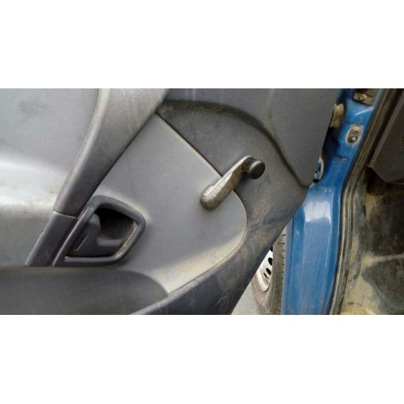 mercedes-benz vito (w638) caja cerrada del año 1999