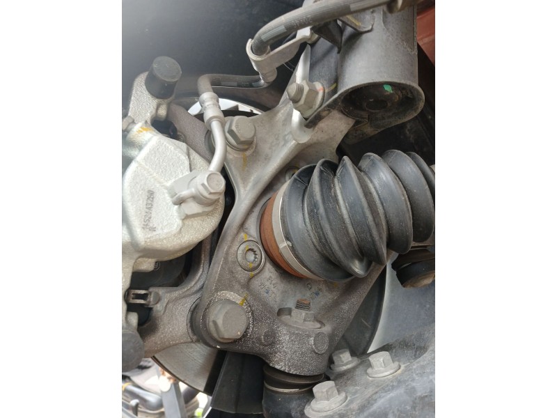 Recambio de mangueta delantera derecha para mg mg 3 1.5 hybrid referencia OEM IAM   