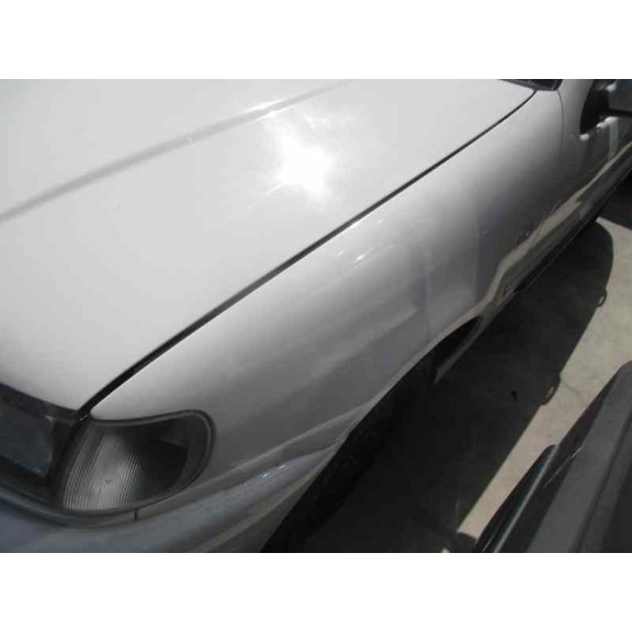 volkswagen polo berlina (6n1) del año 1999