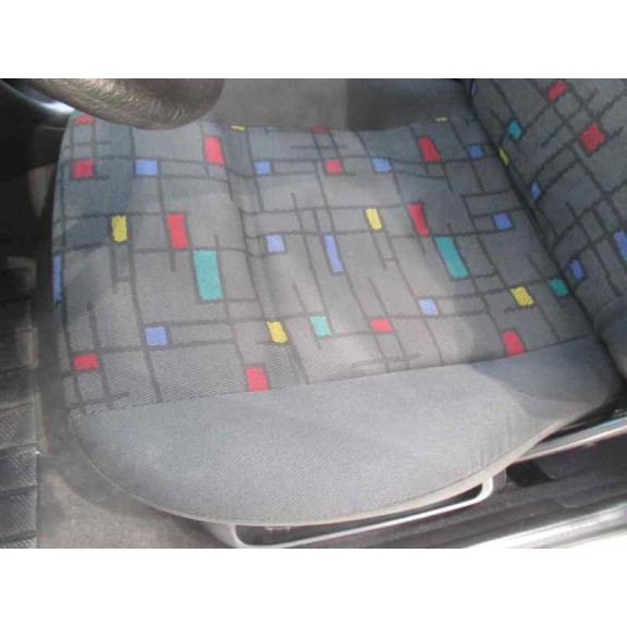 volkswagen polo berlina (6n1) del año 1999