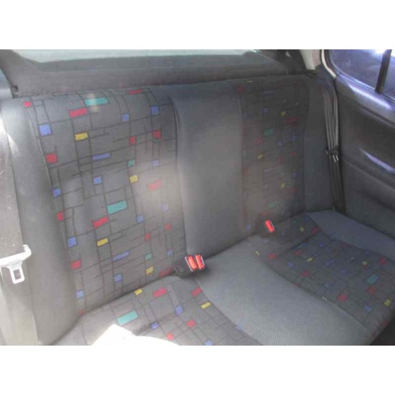 volkswagen polo berlina (6n1) del año 1999