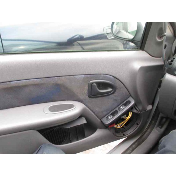 renault clio ii fase i (b/cbo) del año 1999