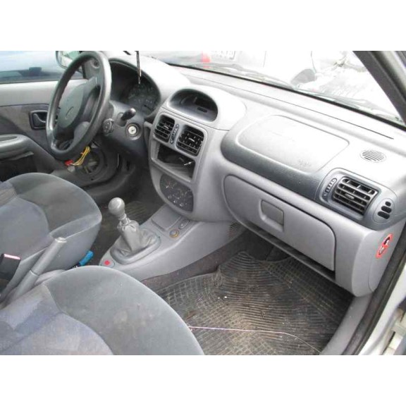 renault clio ii fase i (b/cbo) del año 1999