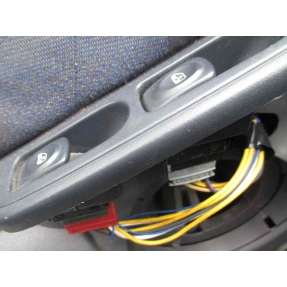 renault clio ii fase i (b/cbo) del año 1999