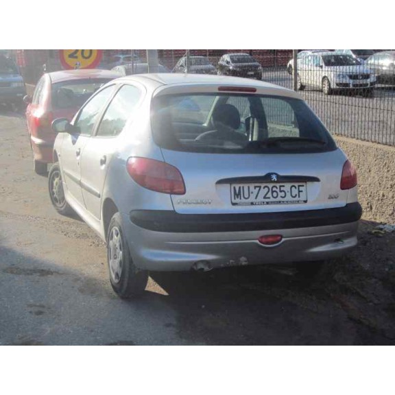 peugeot 206 berlina del año 1999
