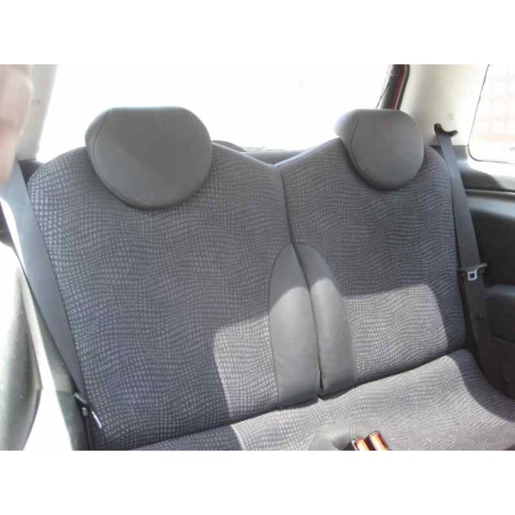 mini mini (r50,r53) del año 2001