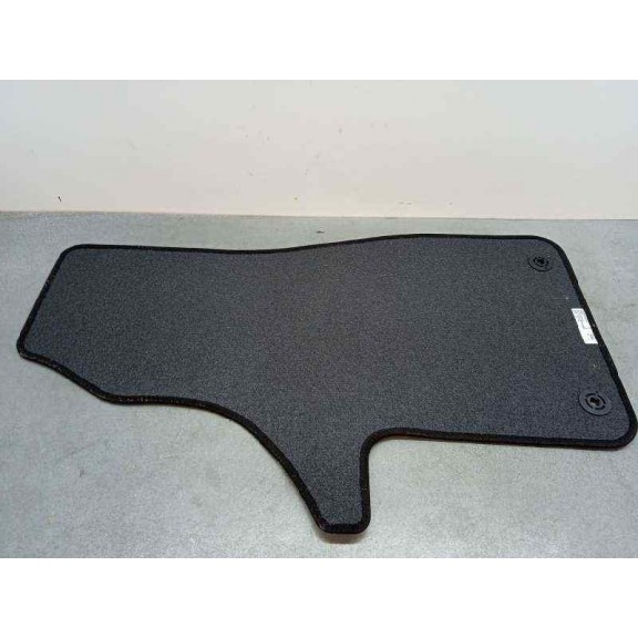 Recambio de alfombras para volkswagen t6.1 multivan (sh) referencia OEM IAM 7L1061420WGK DELANTERAS 2019>>