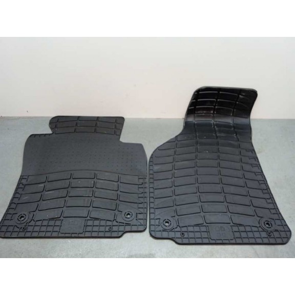 Recambio de alfombras para volkswagen scirocco (137) referencia OEM IAM 1K1061550B041 DELANTERAS Y TRASERAS DE GOMA